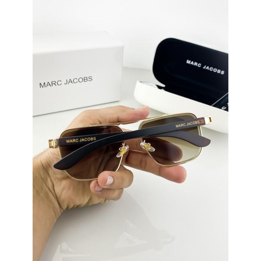MARC JACOBS GOLD BROWN 56