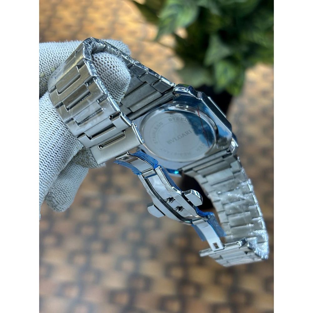 Bvlgari Octo Finissimo chronograph silver-blue