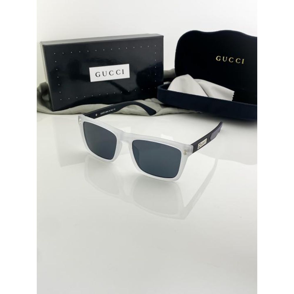 Guchi_white_black_3700