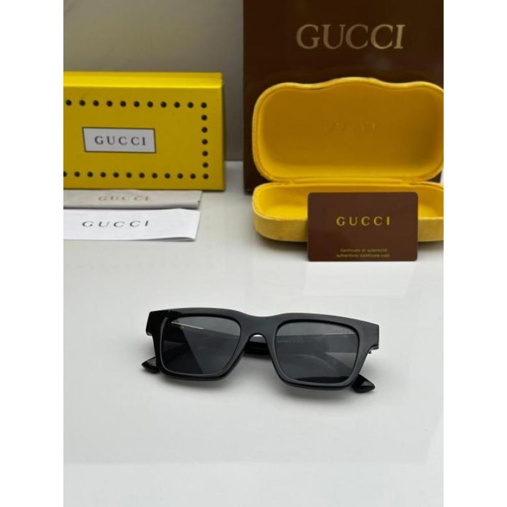 GUCHI SUNGLASS D-138