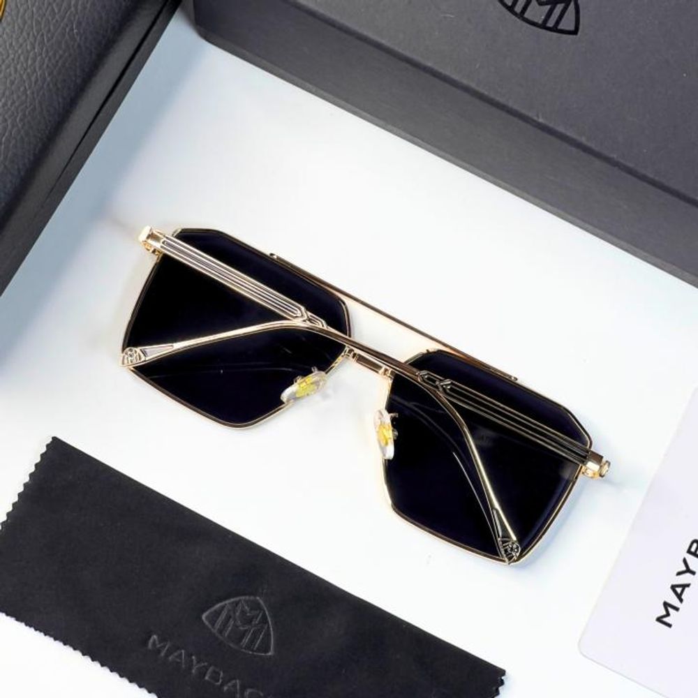 Maybac 2402 gold black