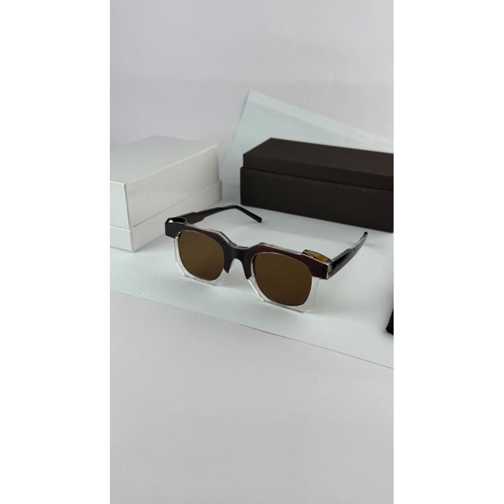 Marc Jacobs brown 109