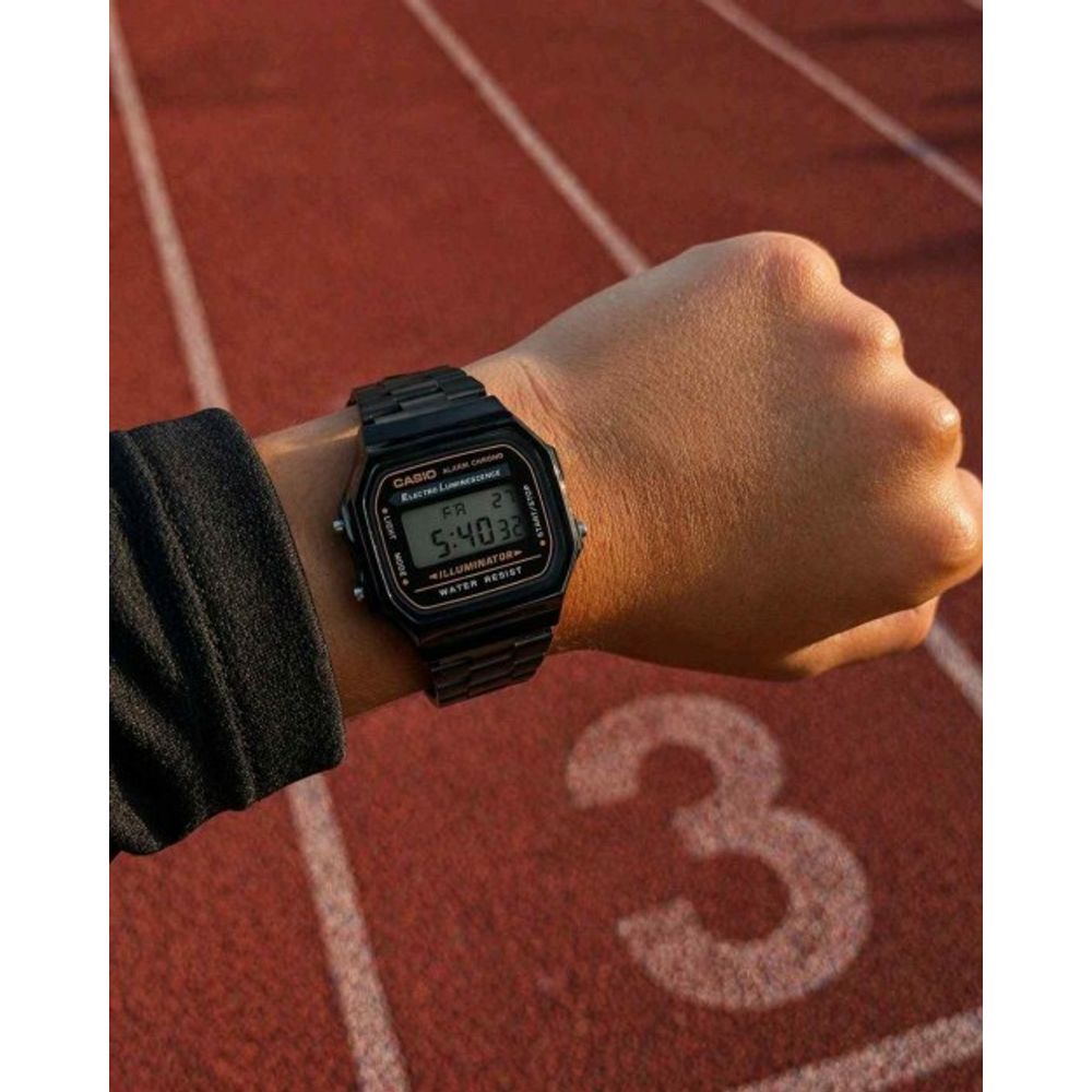 Casio vintage Black F265