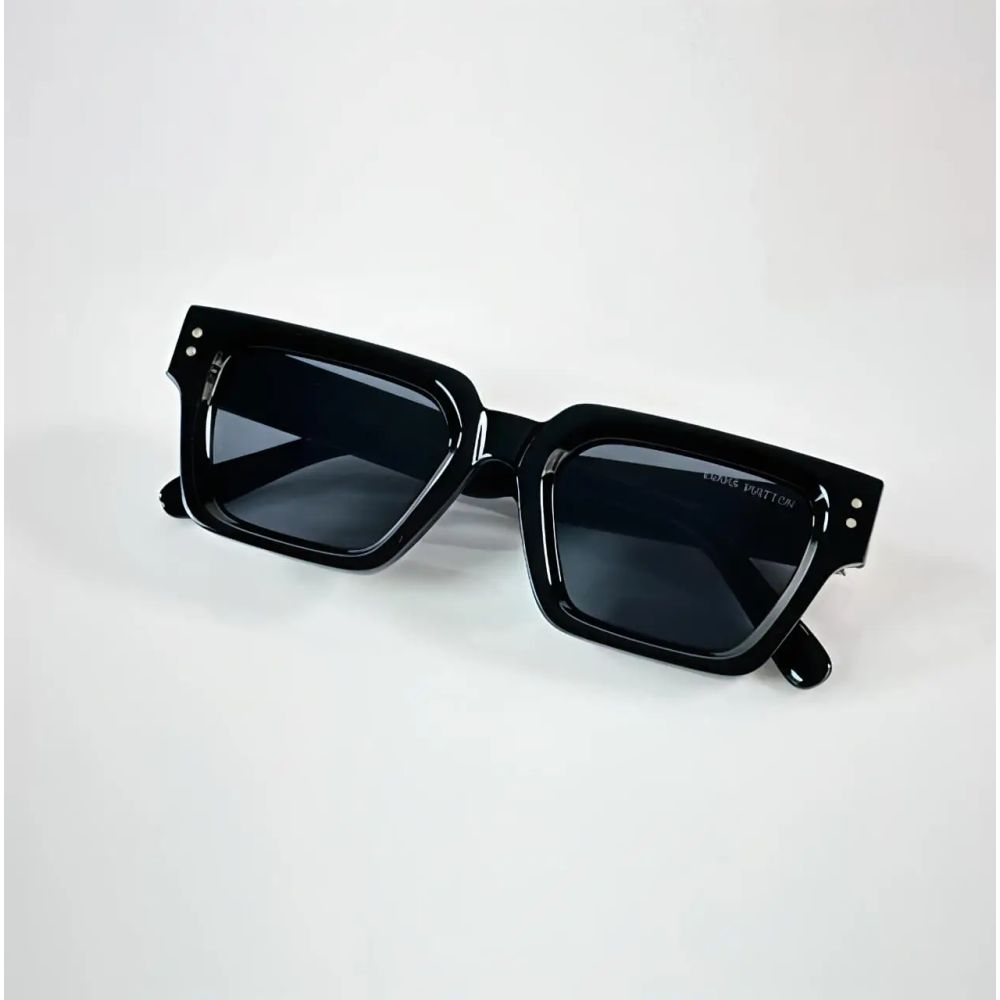 Louis Vuitton Glossy Black