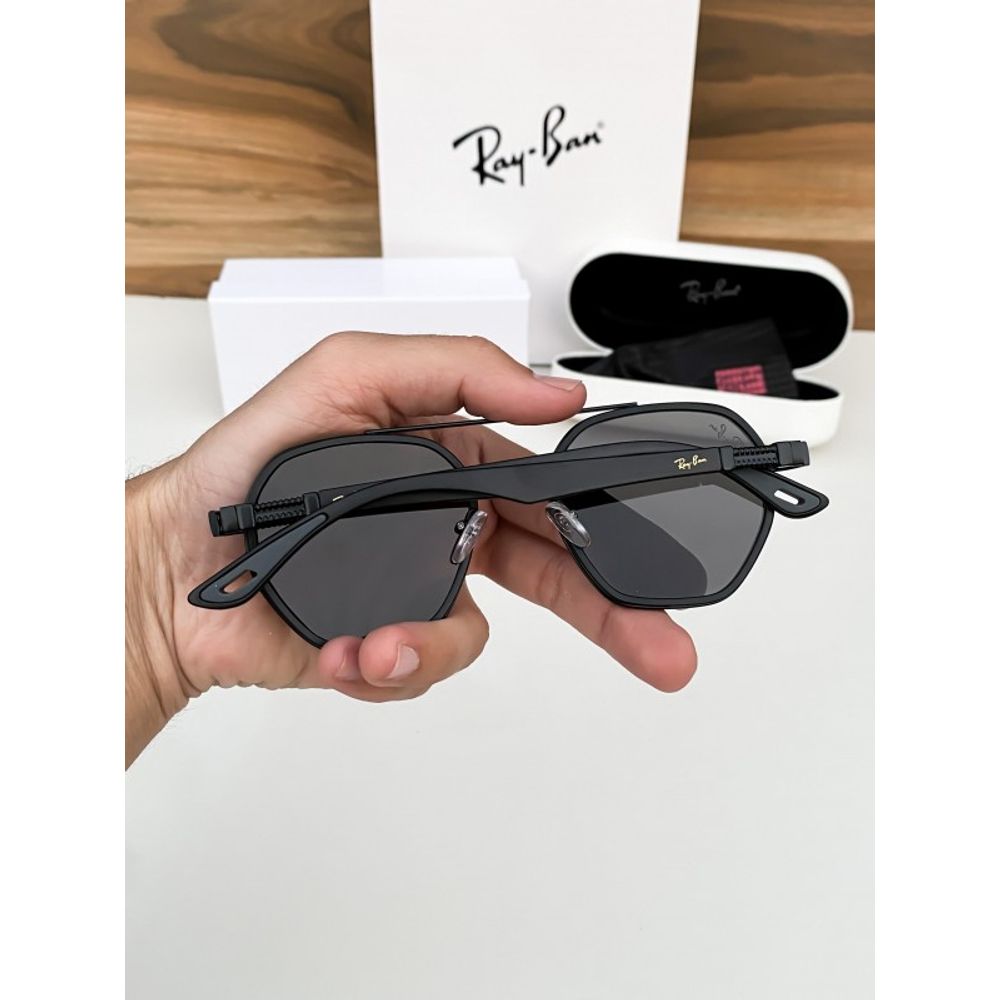 Rayb_black 3618