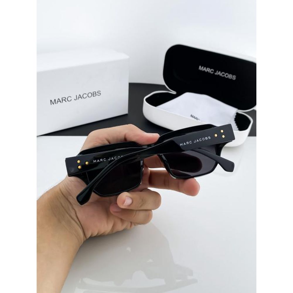 Marc Jacobs Black 11-10-99