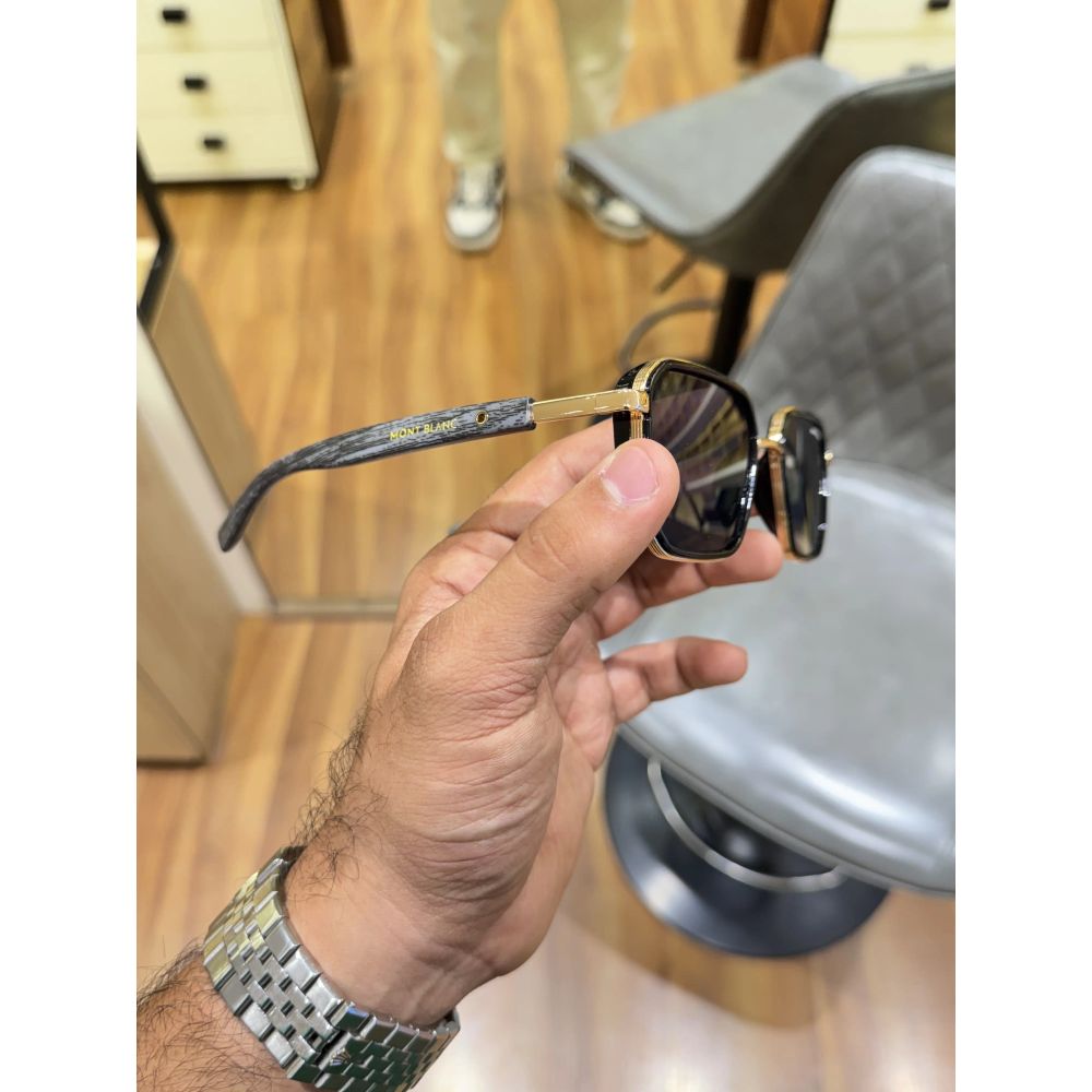 Mont_blanc_341_gold_black