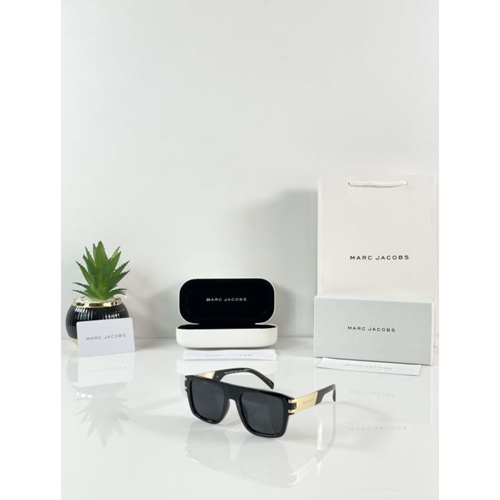Marc Jacobs 1004 Gold Black
