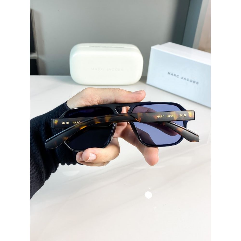 Marc Jacobs tiger blue M11-33