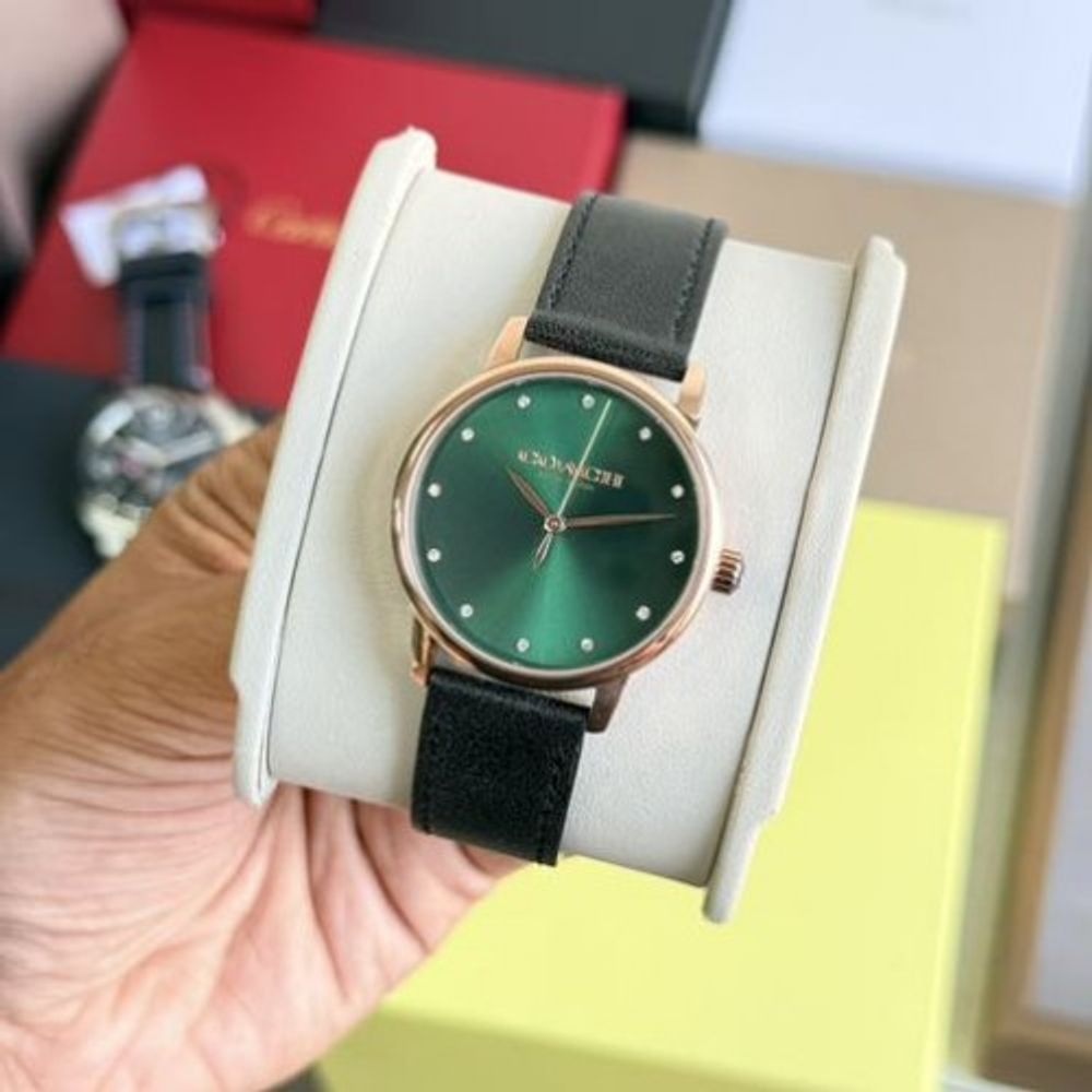 Coatch Women Grand Green Carnation Rosegold Tone Dial