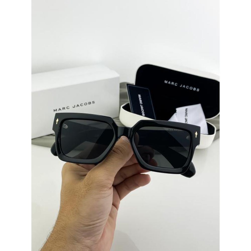 MARC JACOBS BLACK 98093-56