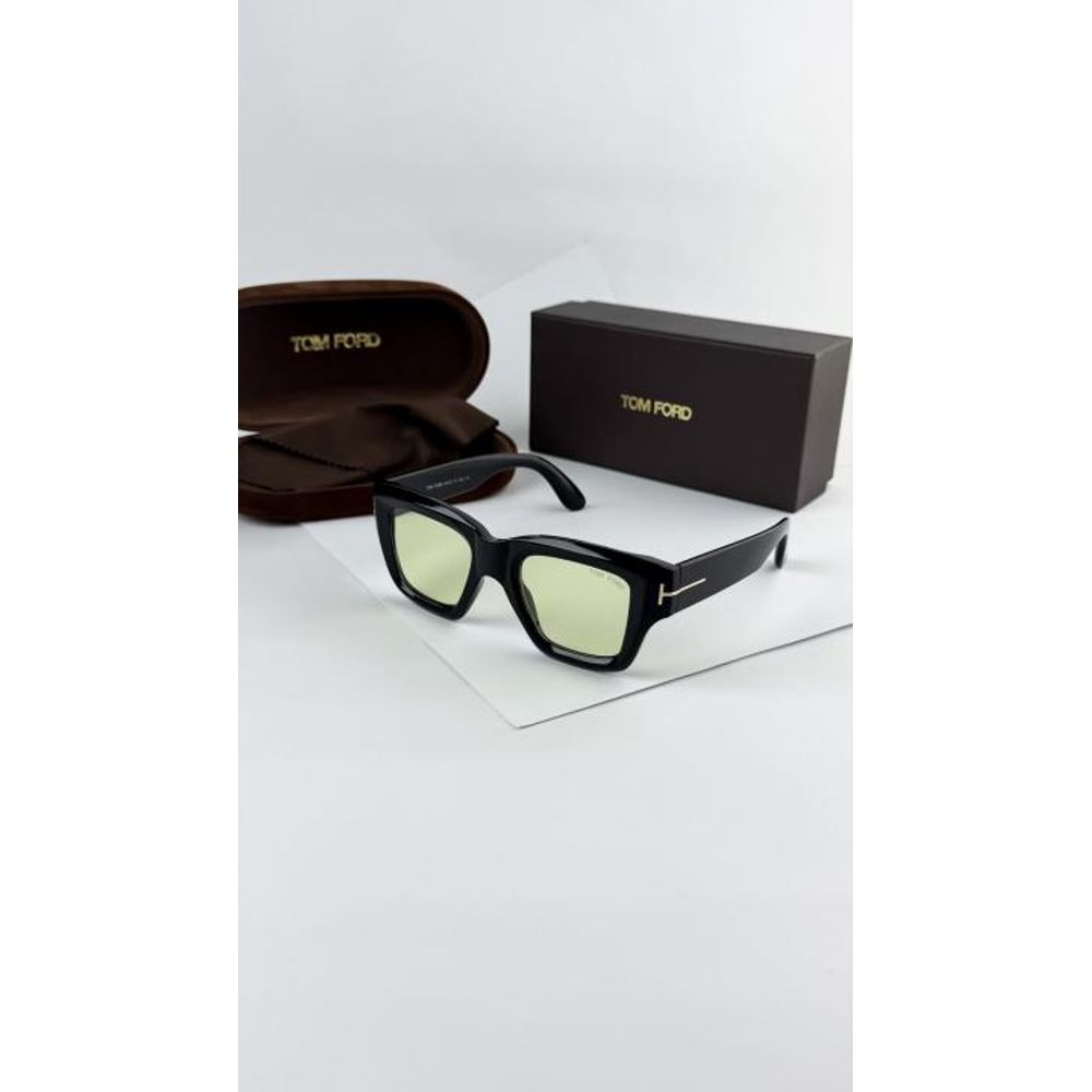 Tomdor_black_green_184