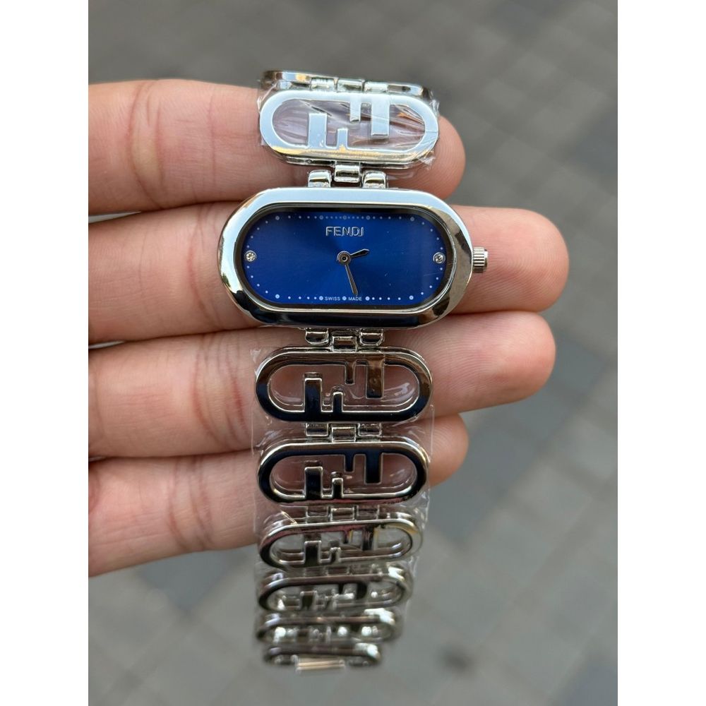 Fend i O Lock Oval Bracelet Womens