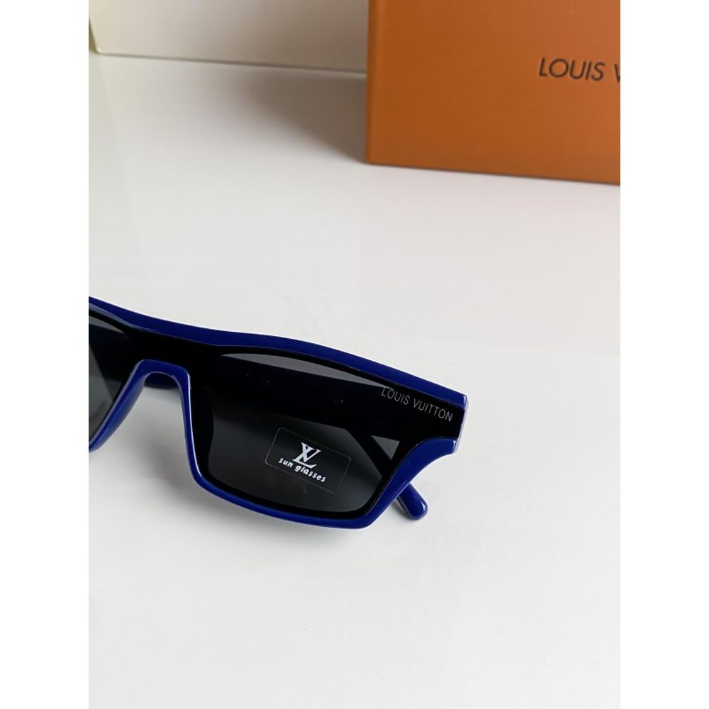Loius vutton_blue_3011