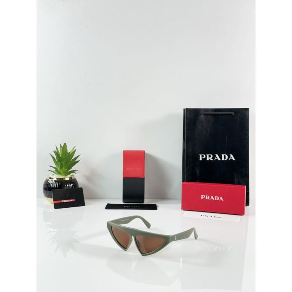 Pradda_061_Green_Brown