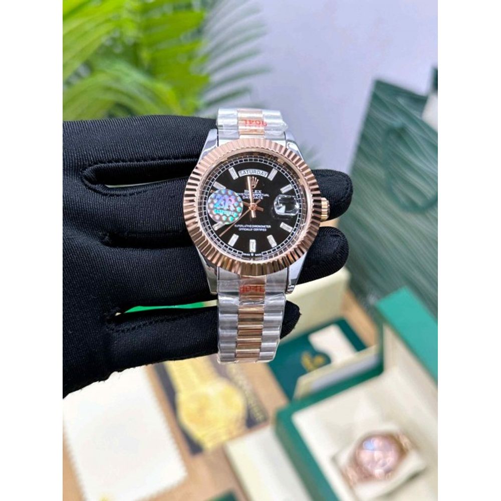 ROLLEX_DAY DATE to tone black