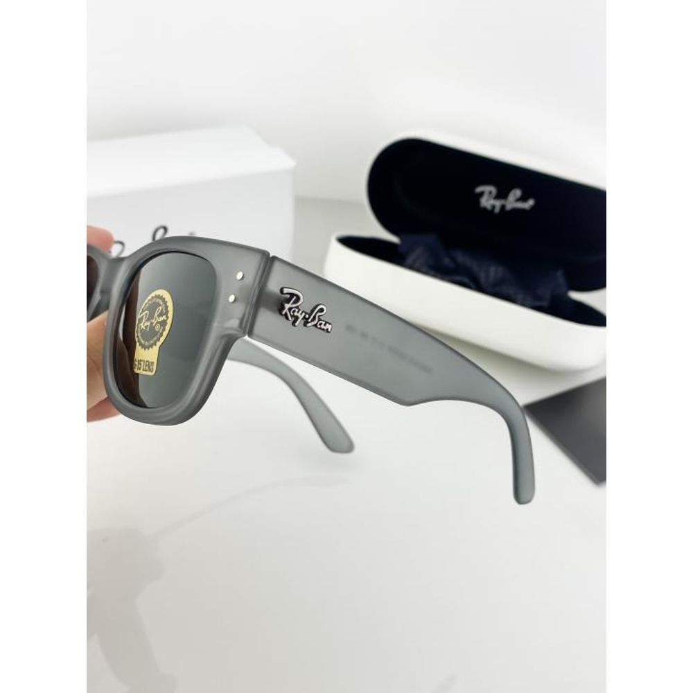 REY BAN GREY 840