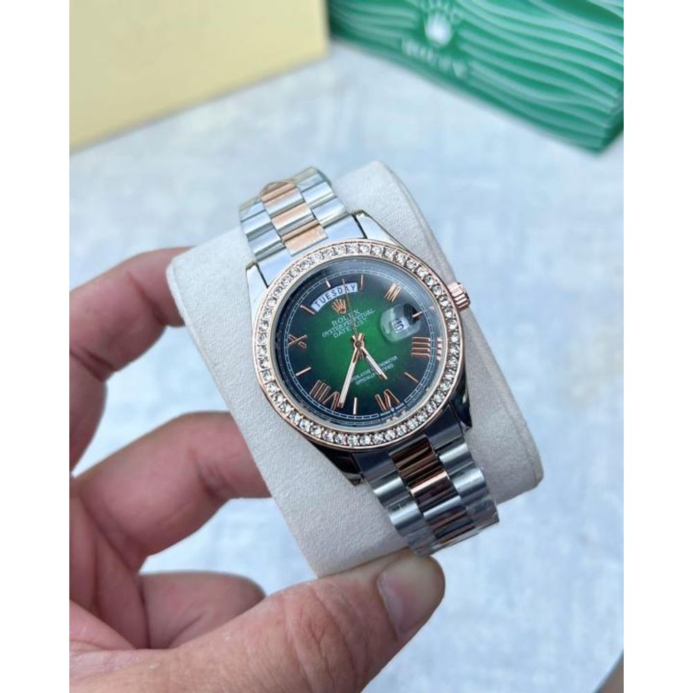 Rolee_x Oyster Perpetual Day Date Diamon.   Copper