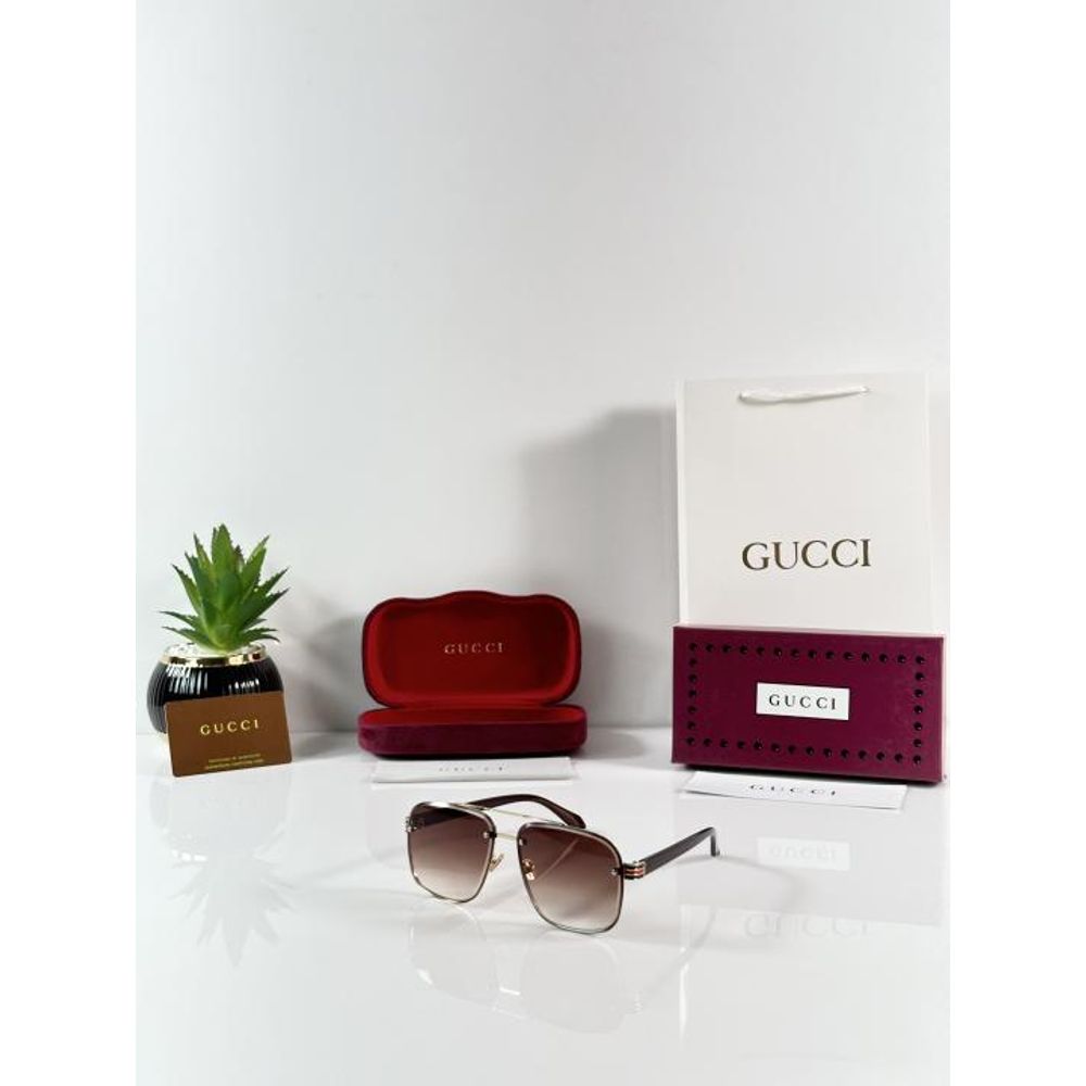 GG_2005_Gold_Brown