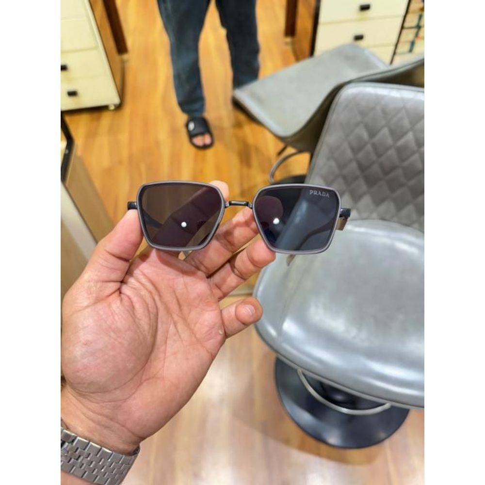 Prad 7381 black grey