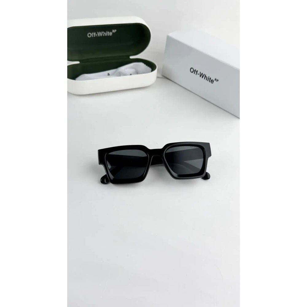 Off_white_full_black
