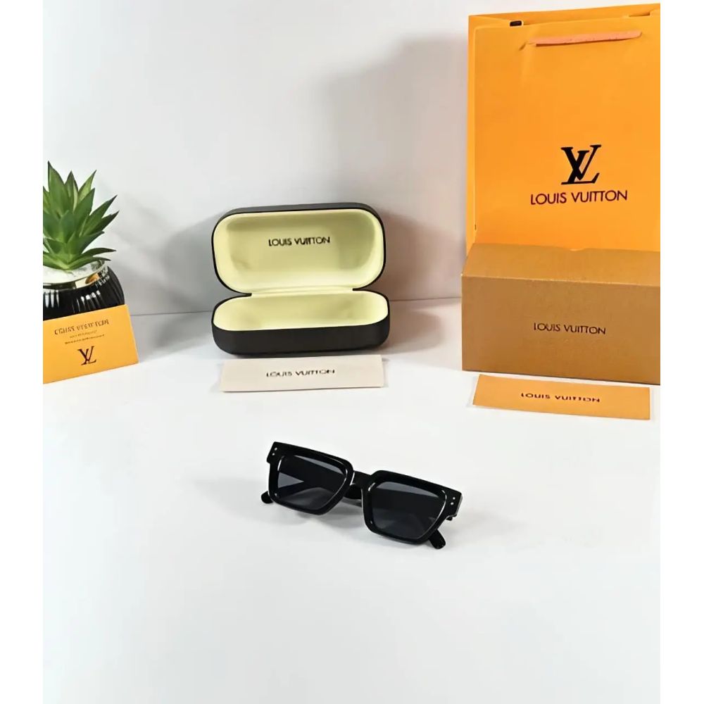 Louis Vuitton Glossy Black