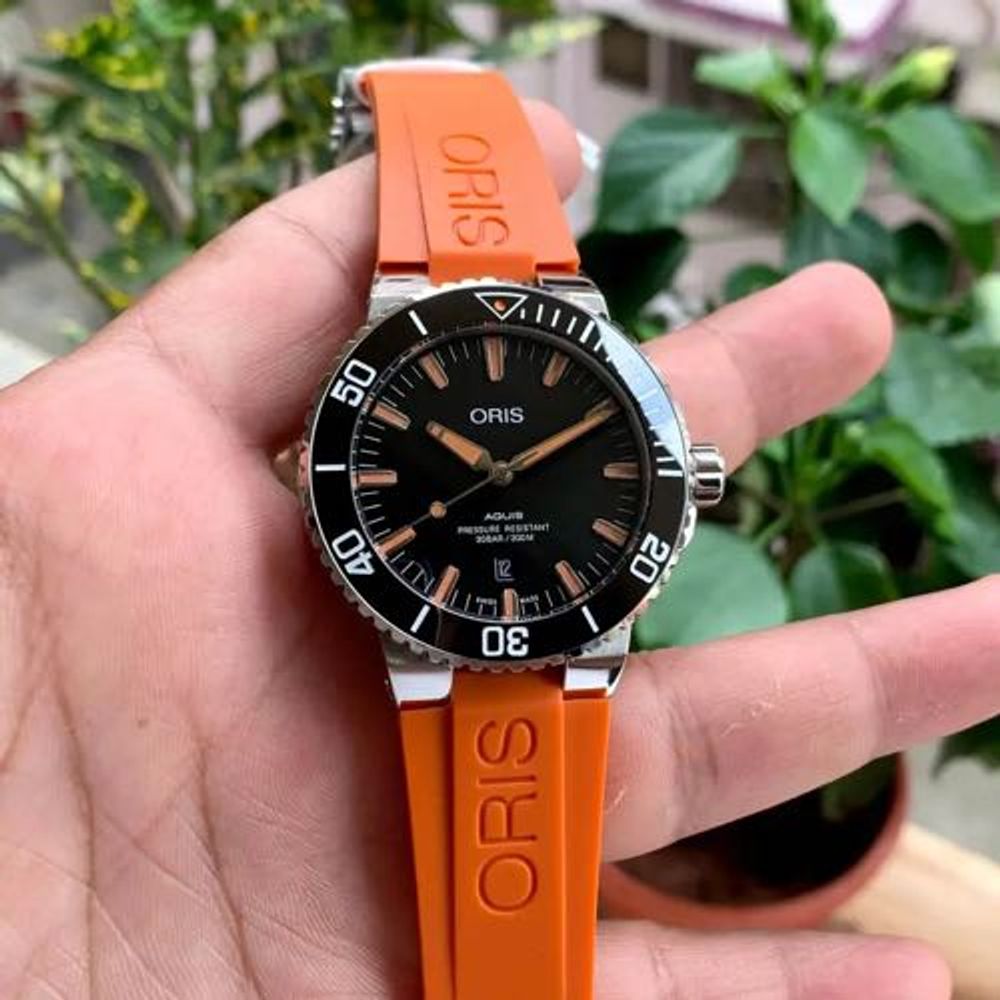 Oris Aquis Date Orange Silicon