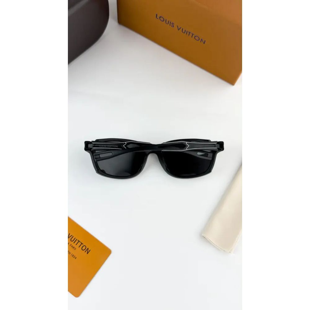 Loui_vuitton_black_2704