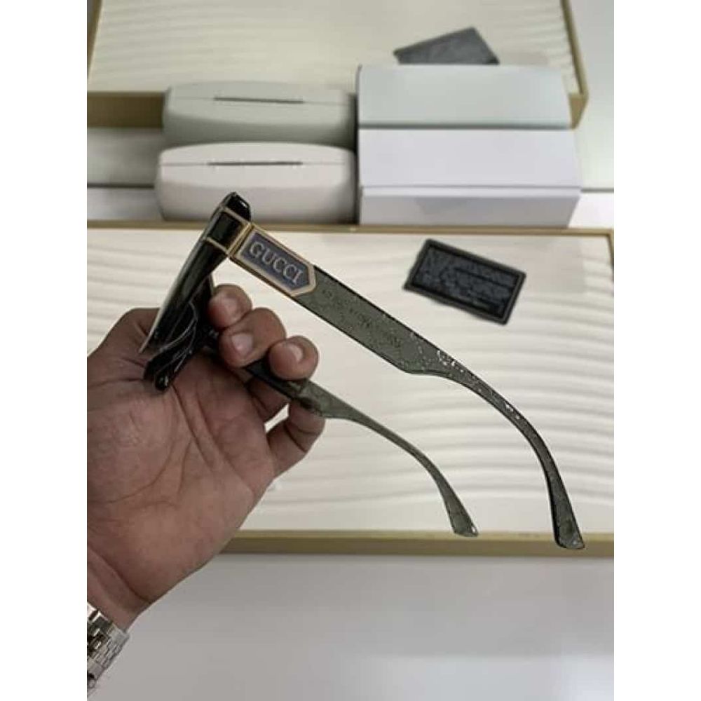 gucci_5517 grey