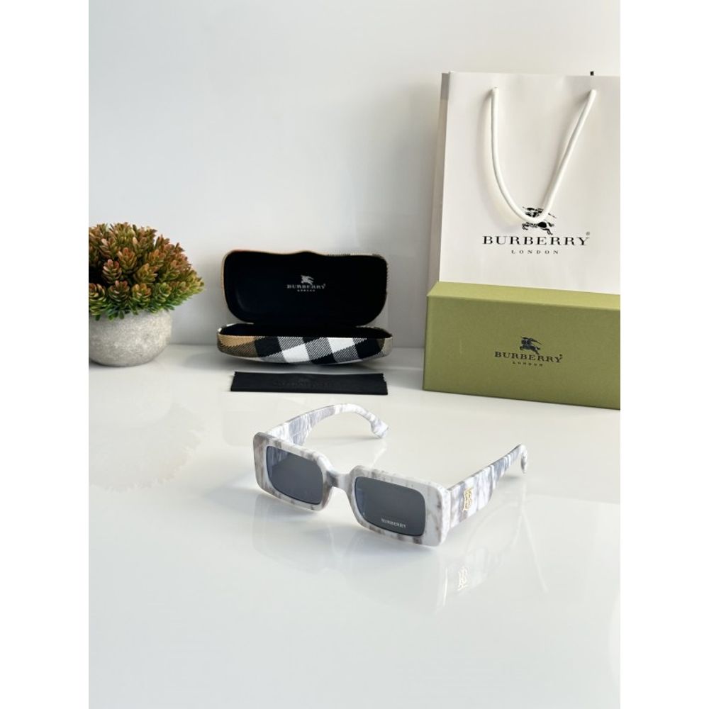 Burberr  WMNS 11089 Marble Black