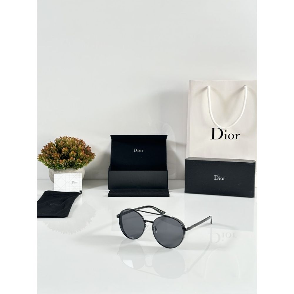 CD 158 Black
