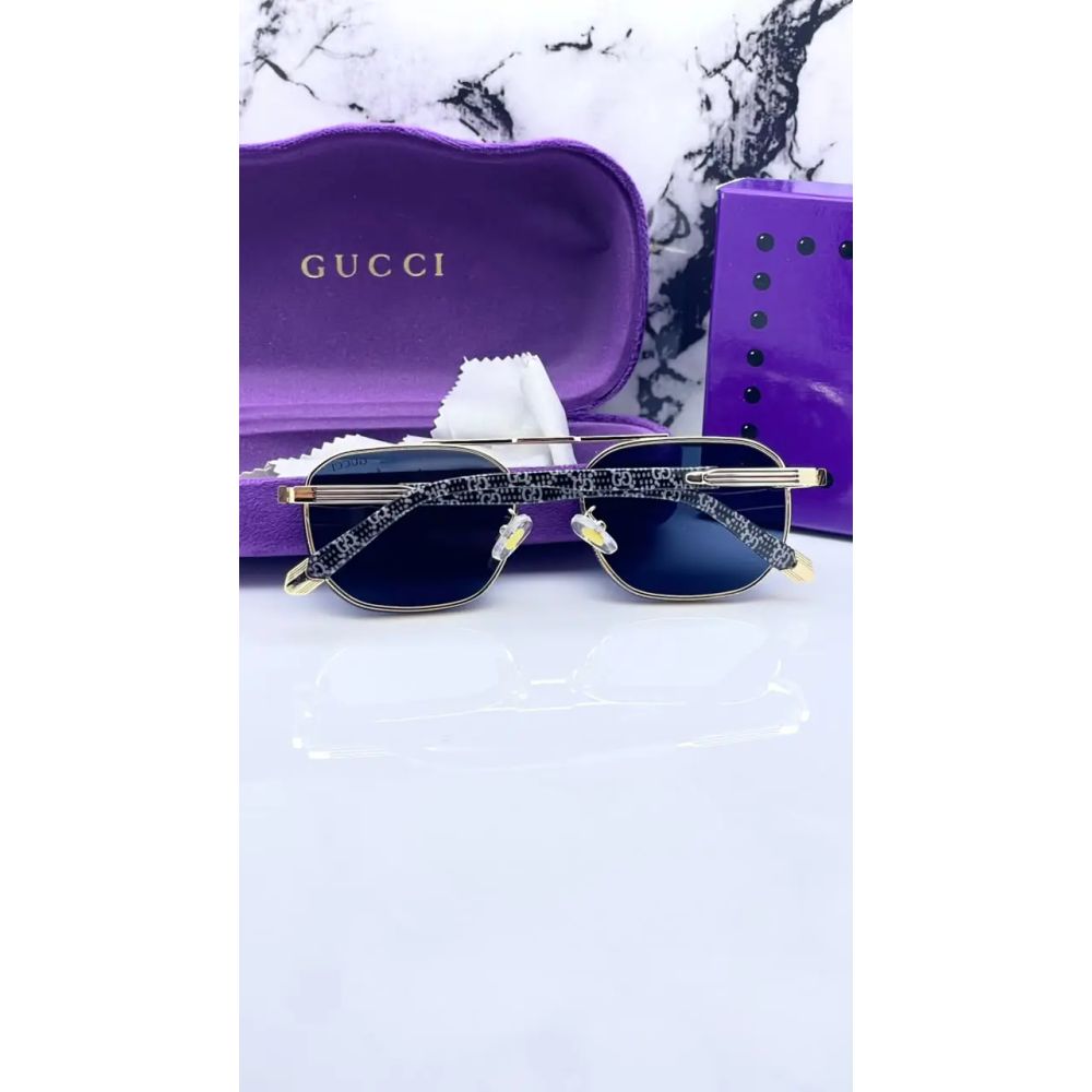 Gucci 213 gold black