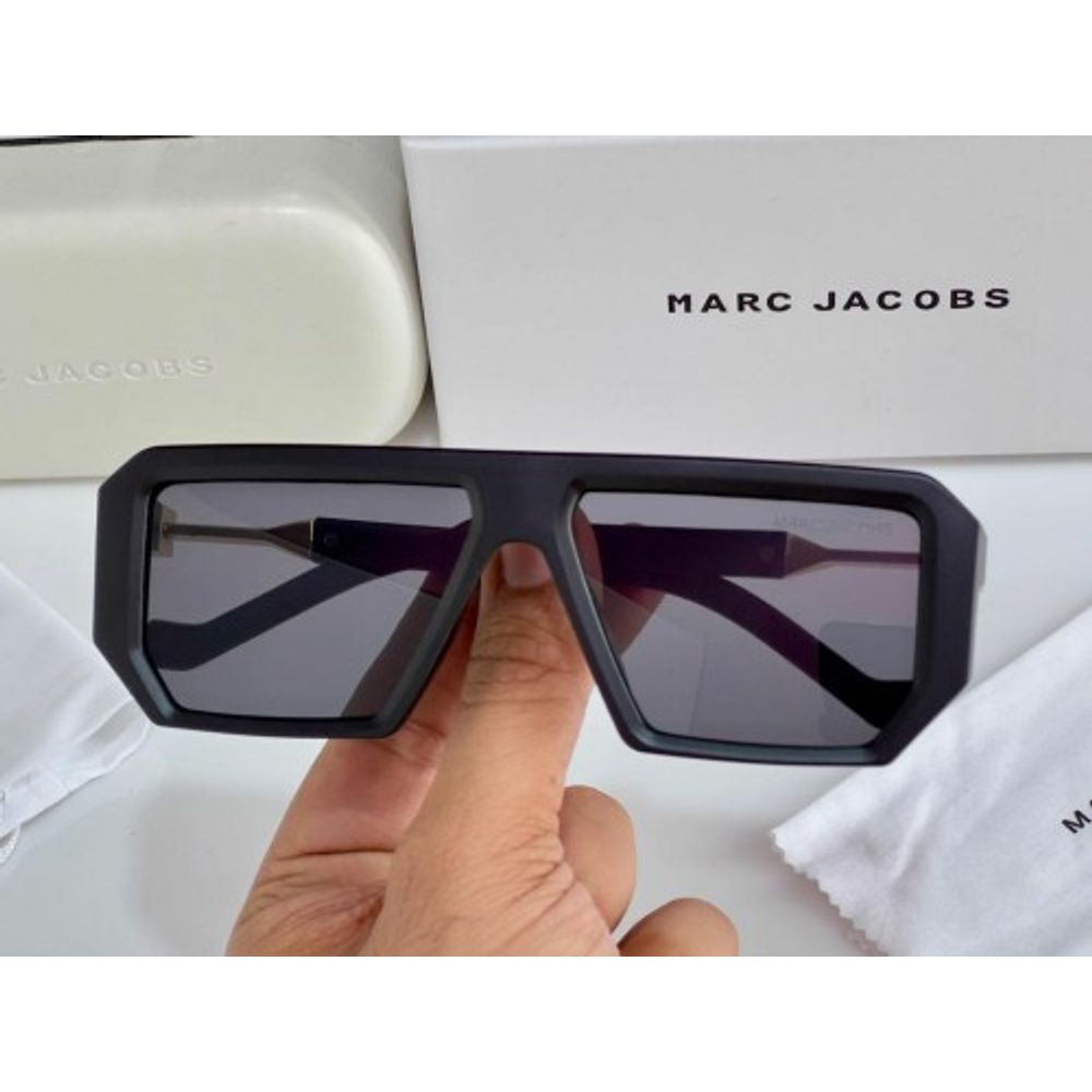 MarcJacobs D-111