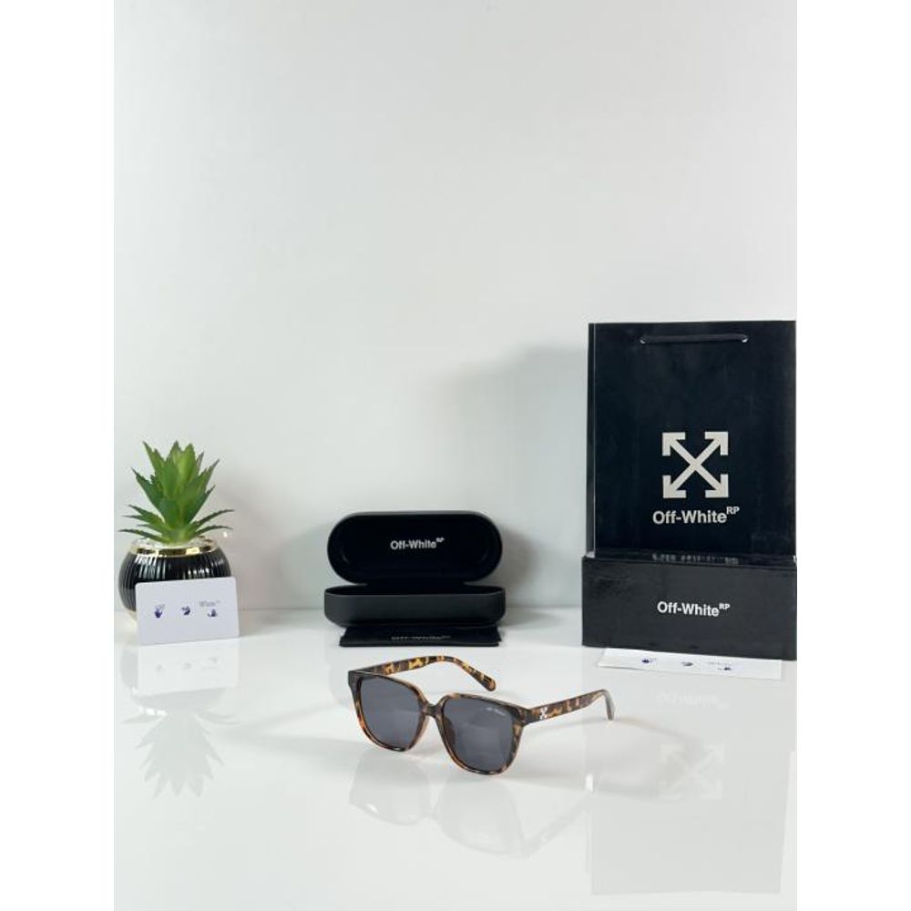 OFF_2135_Chita_Black