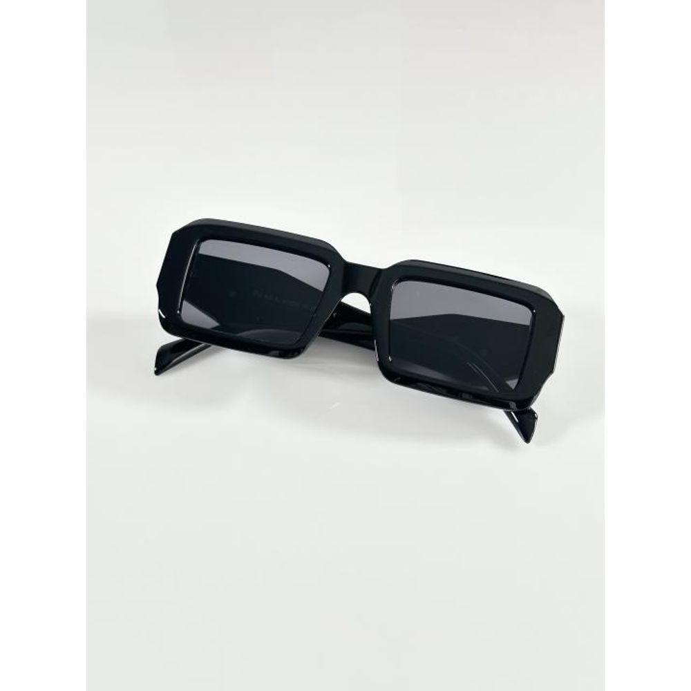PR 6079 Black