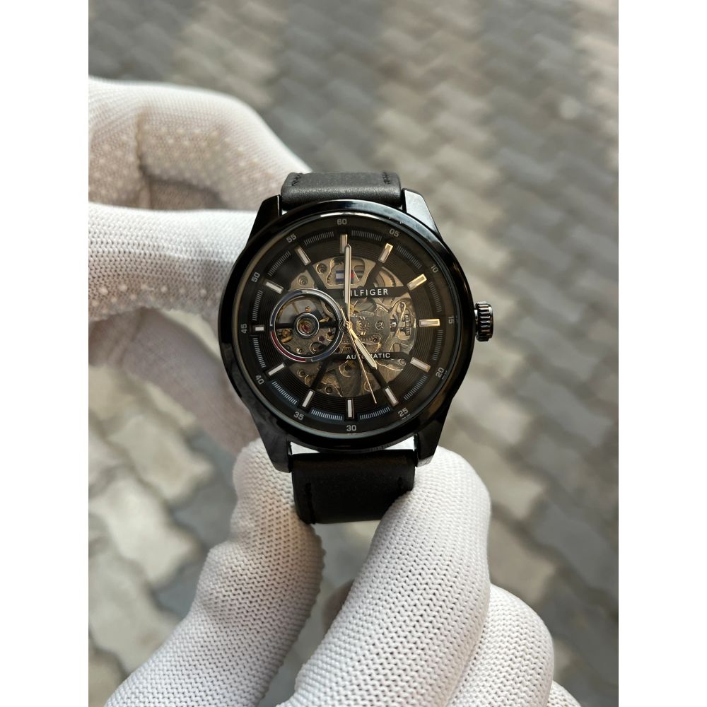 Tomm_y Hilfiger Automatic Black Leather