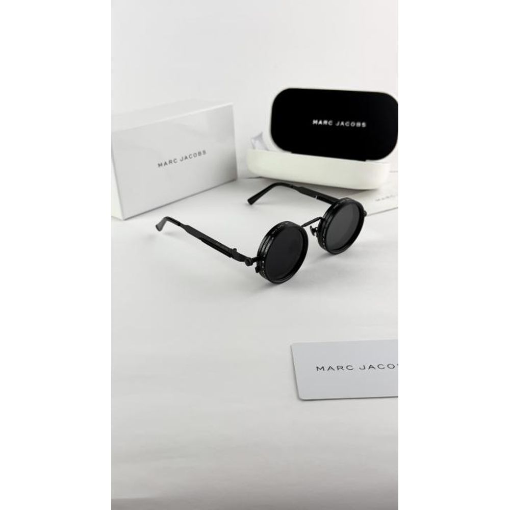 MARC JACOBS 777 BLACK97