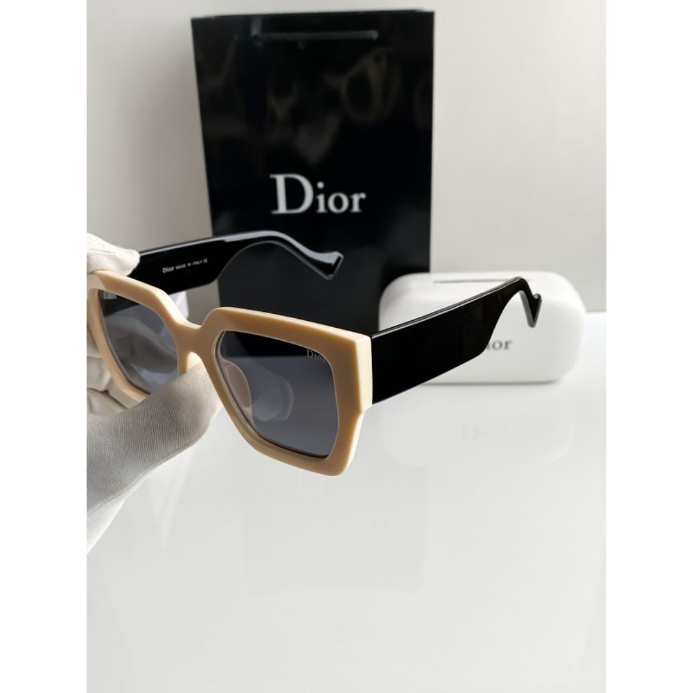 Diior_6037