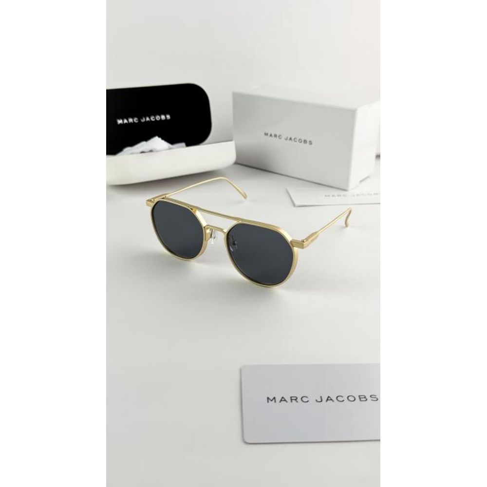 Marc Jacobs gold black 5017