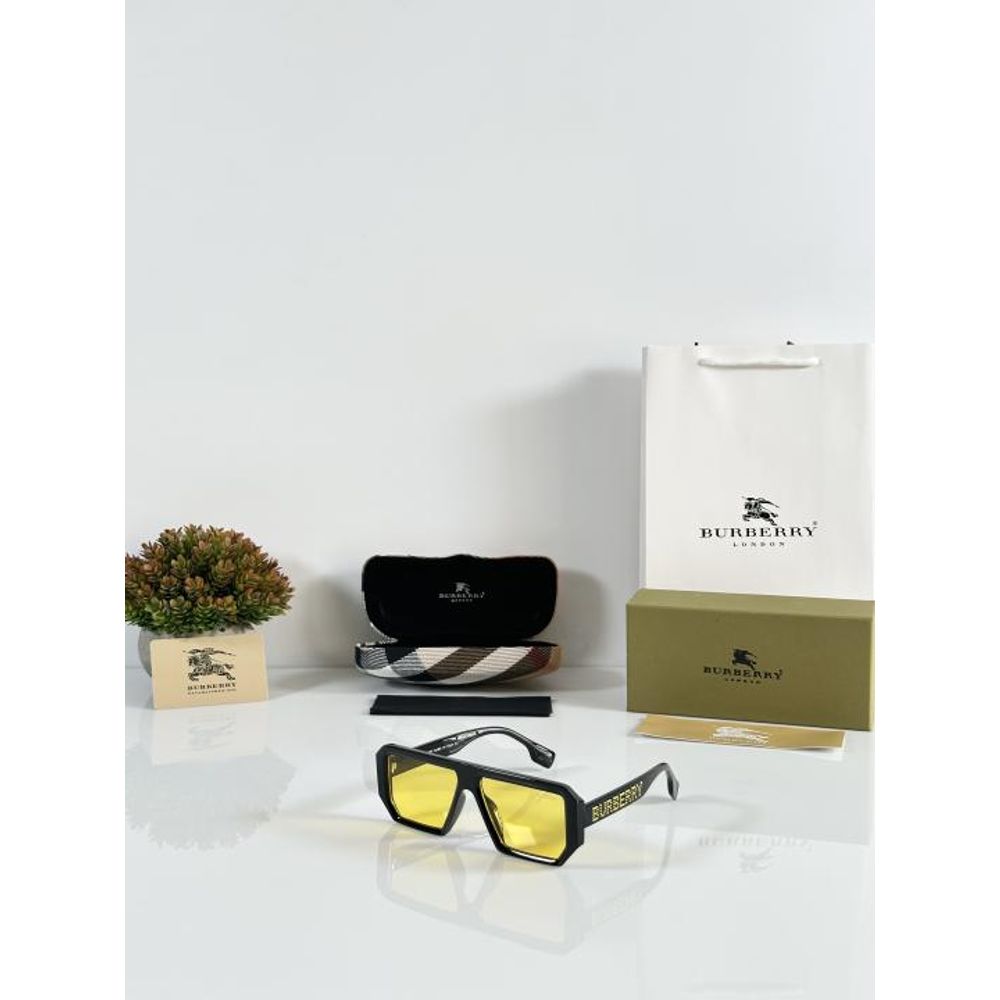 BB_4366_Black_Yellow
