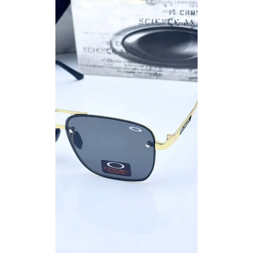 Oakley 8919 gold black