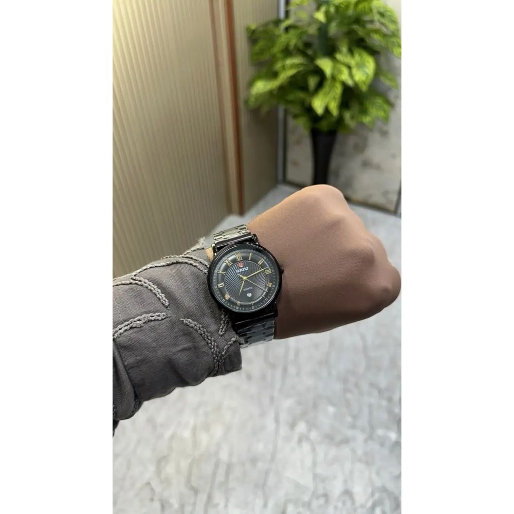 Rado,centrix style black dial roman index quartz watch