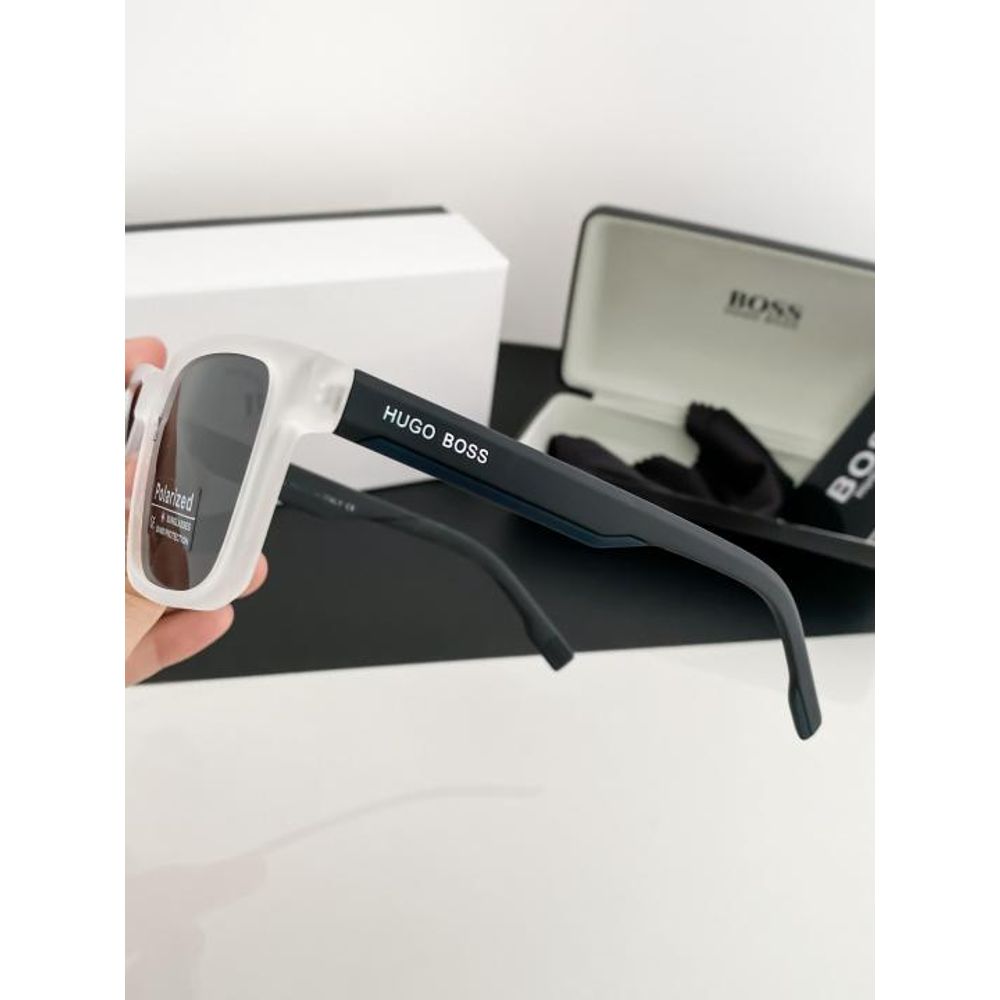 Boss white black 0291