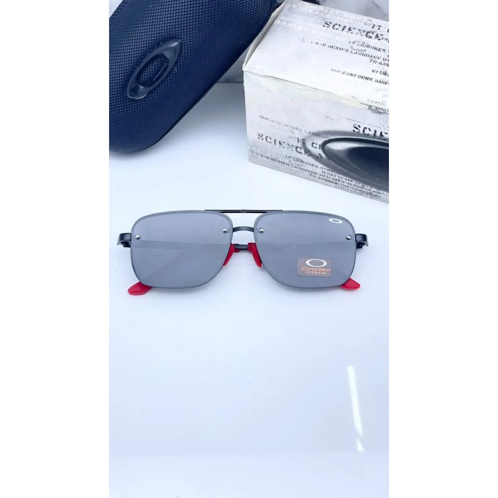 Oakley 8919 black red