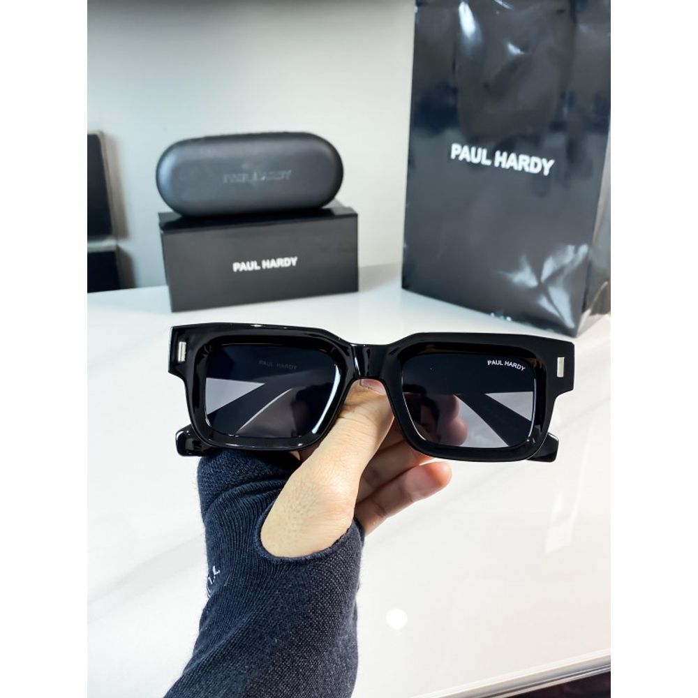 Paul hardy black 3688