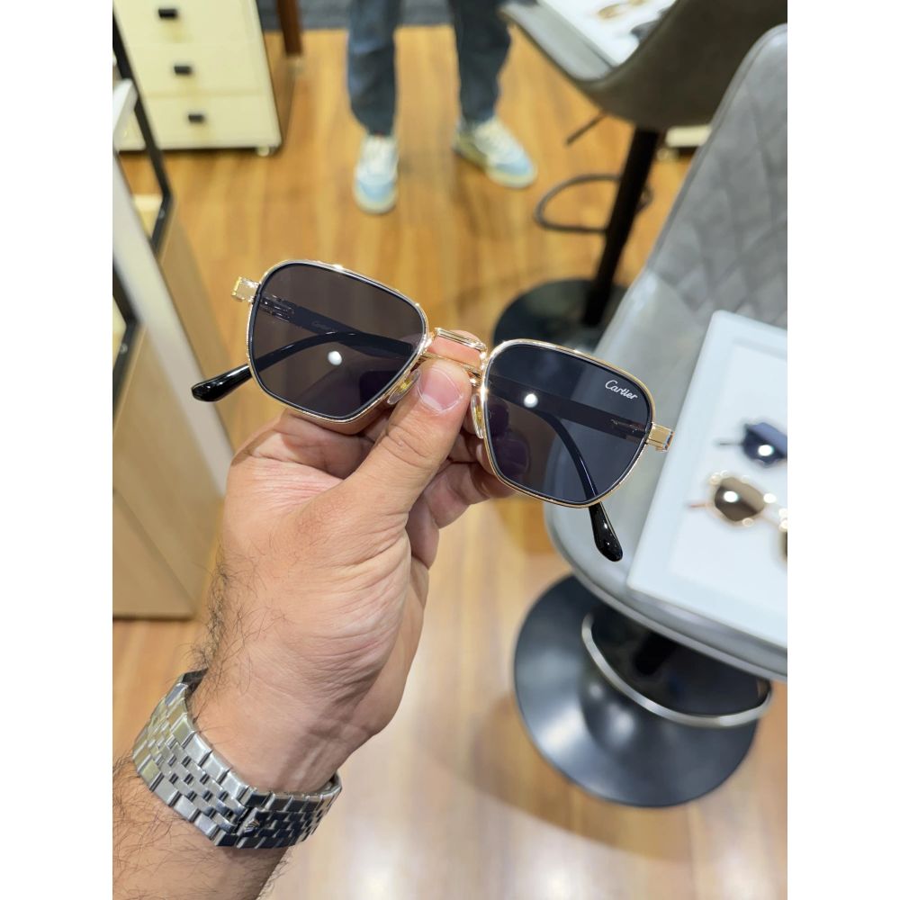 Cartier_00651_gold_black