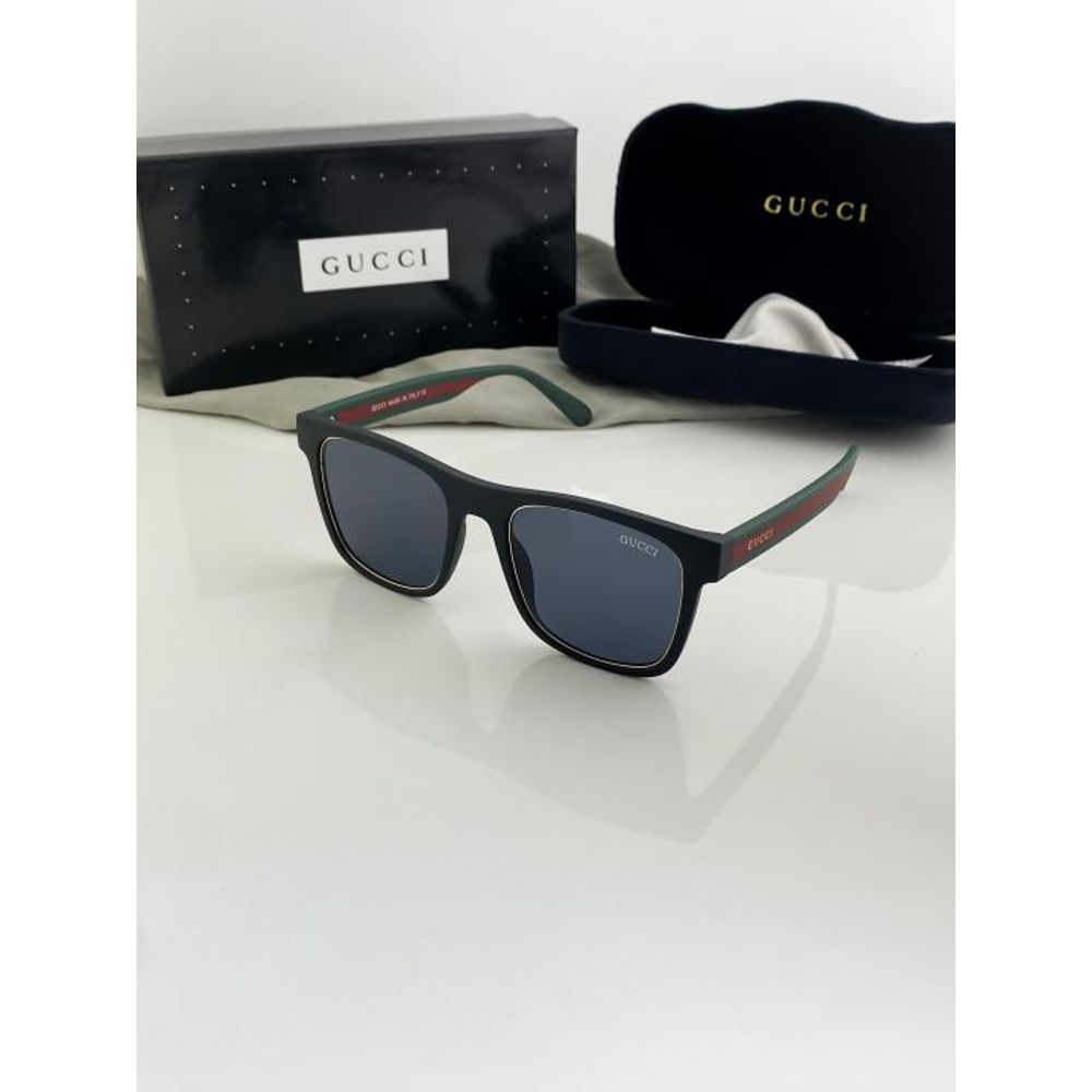 Gucc_black_green_2051