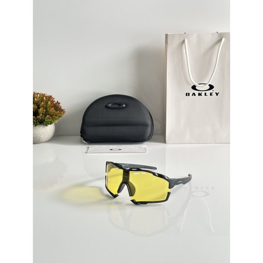 Oak 8241 Black Yellow