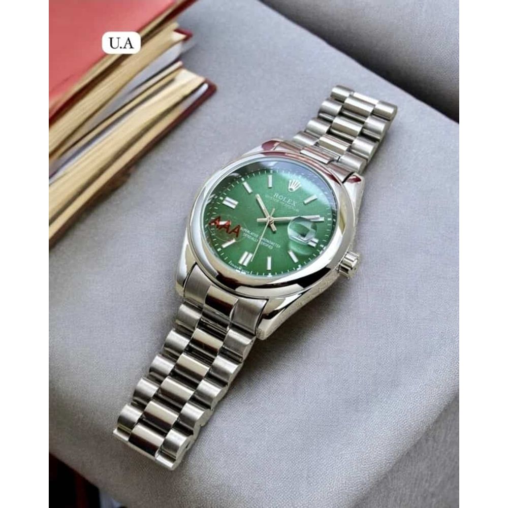 Role x Oyester Green