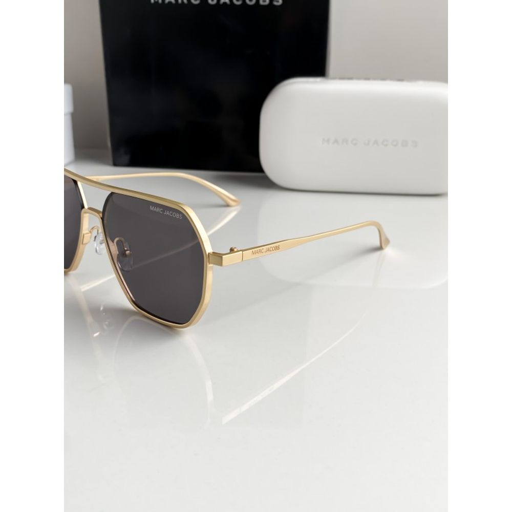 Marc Jacobs gold black 5022